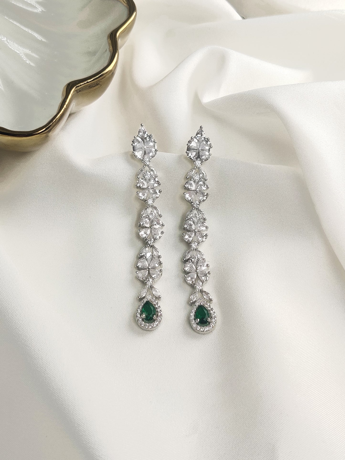 Emerald Vale Earrings