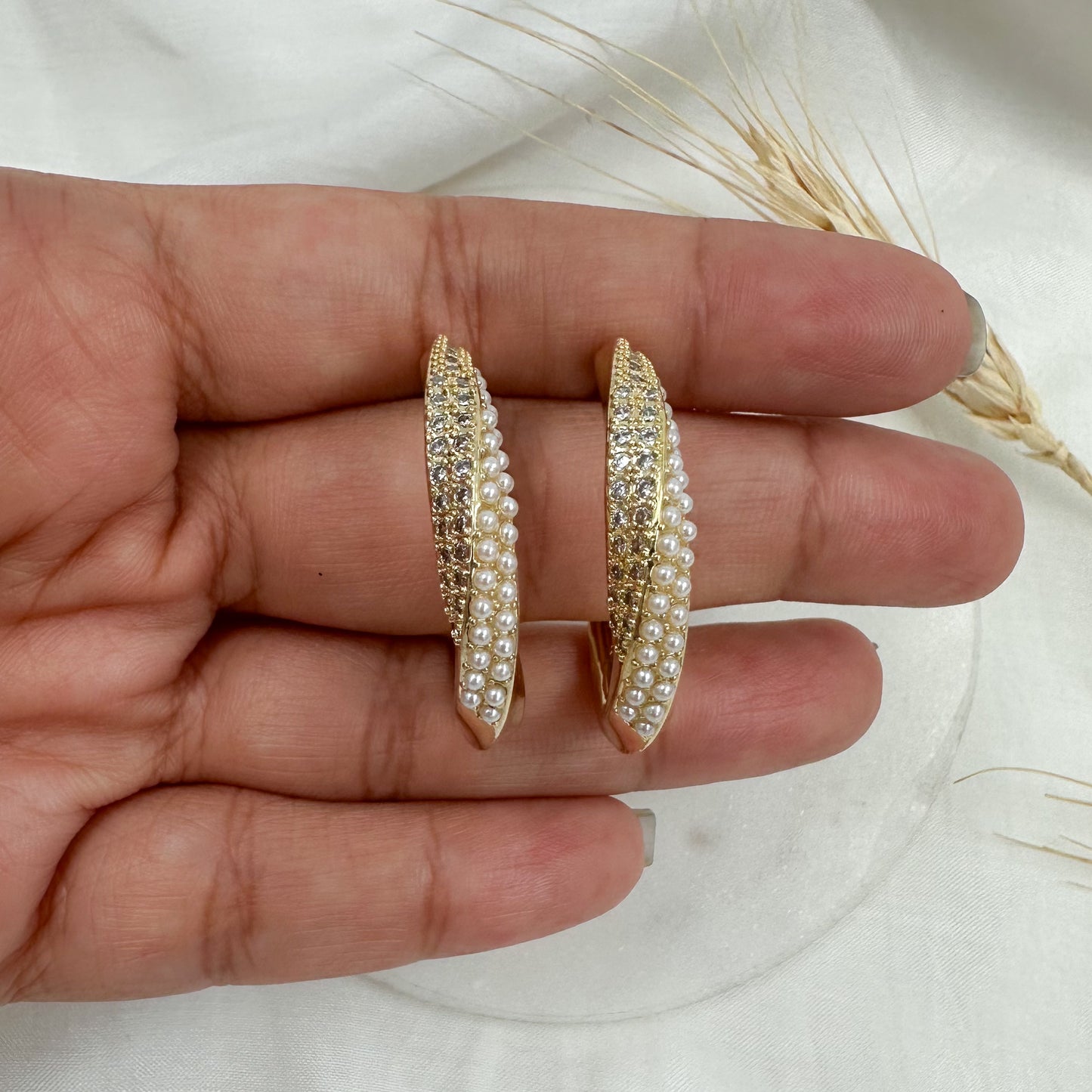 Kimmie Pearl Hoops