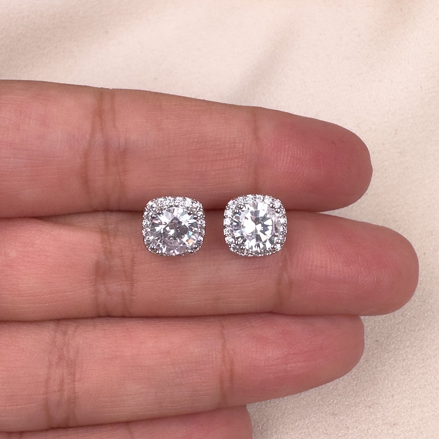 Ollie Solitaire Earrings (Silver)