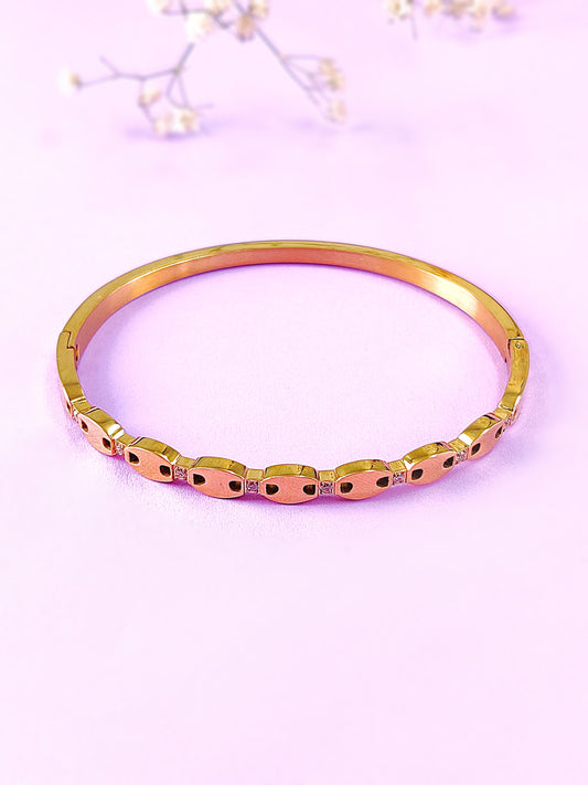 Vera Bracelet Band (Gold)