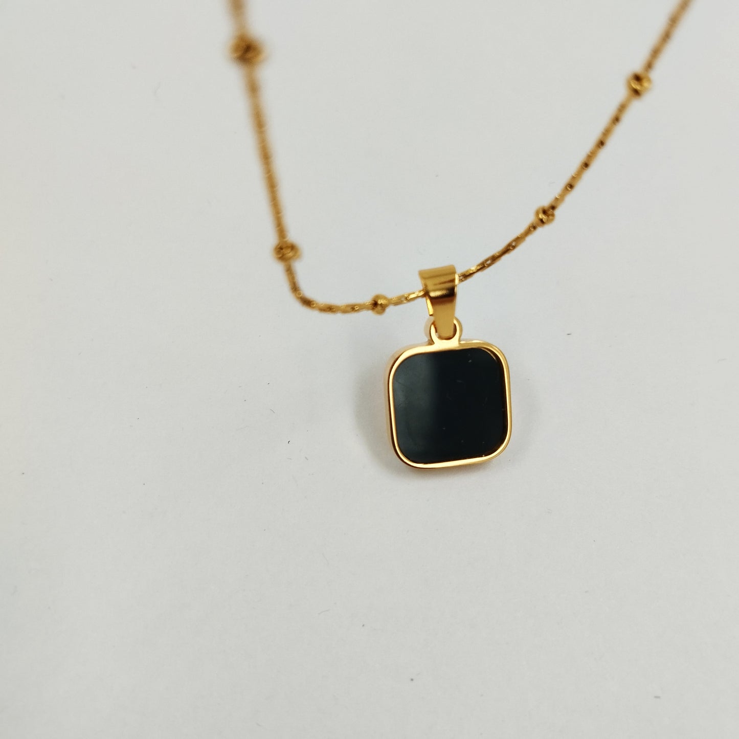Linea Luxe Necklace (Black)