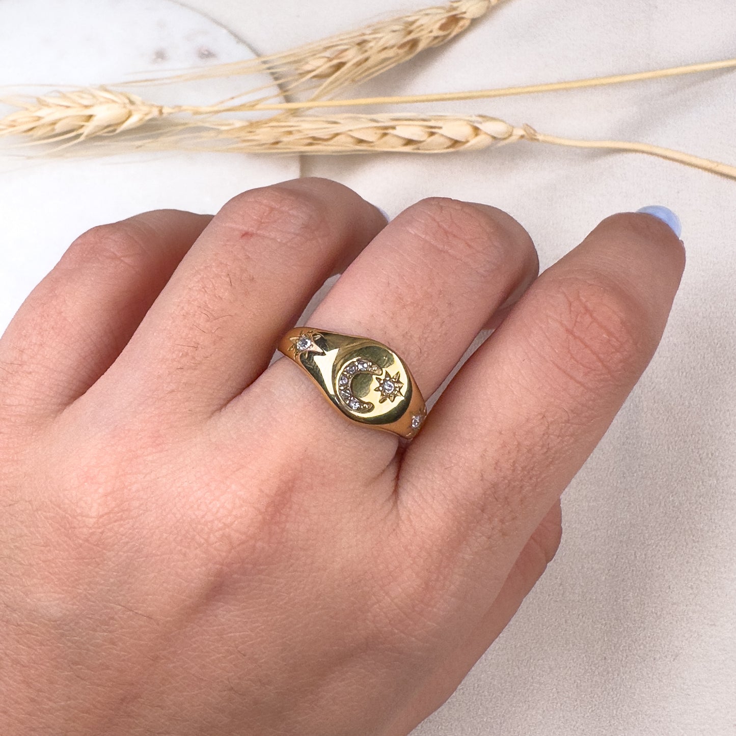 Emmy Moon Ring