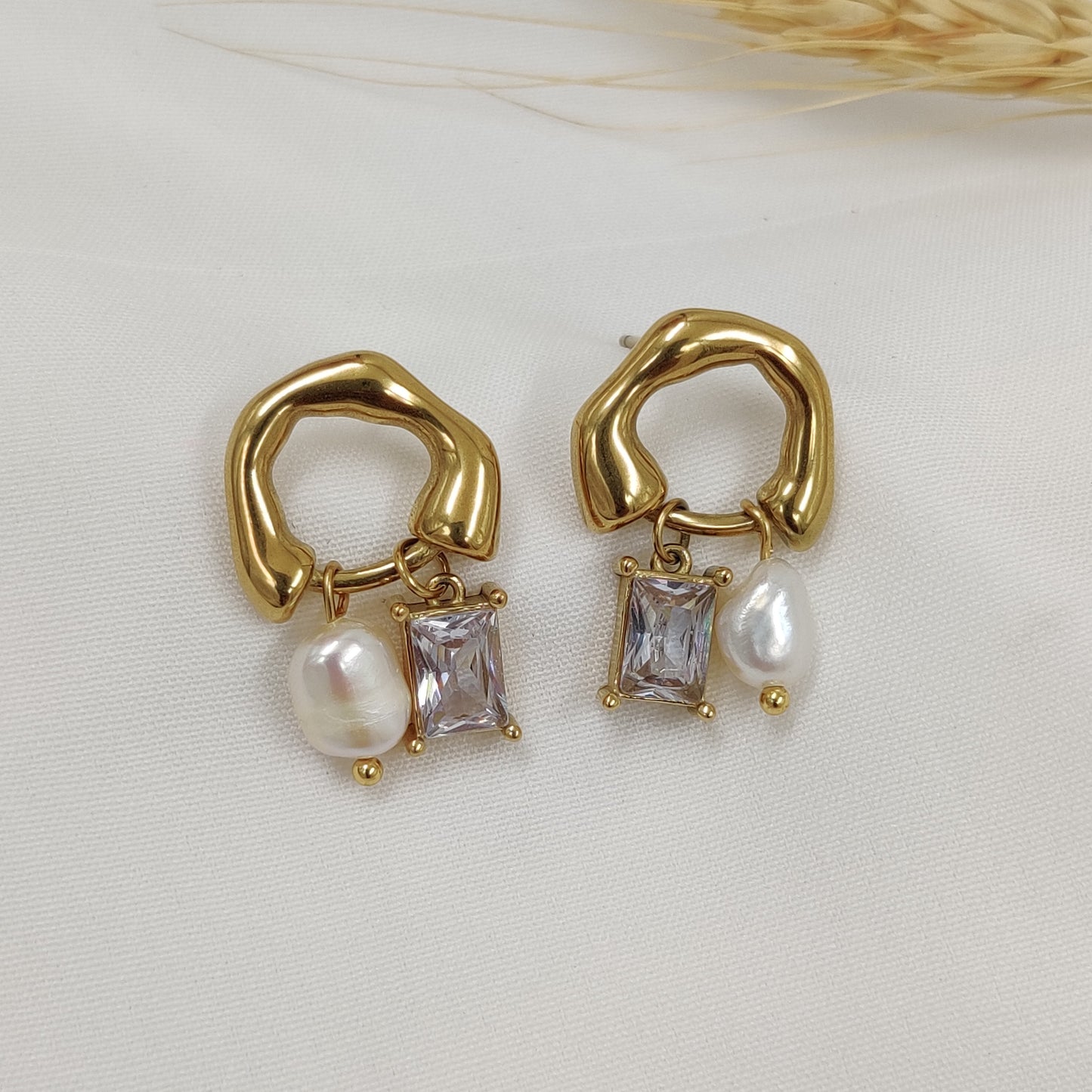 Crystal Yana Earrings