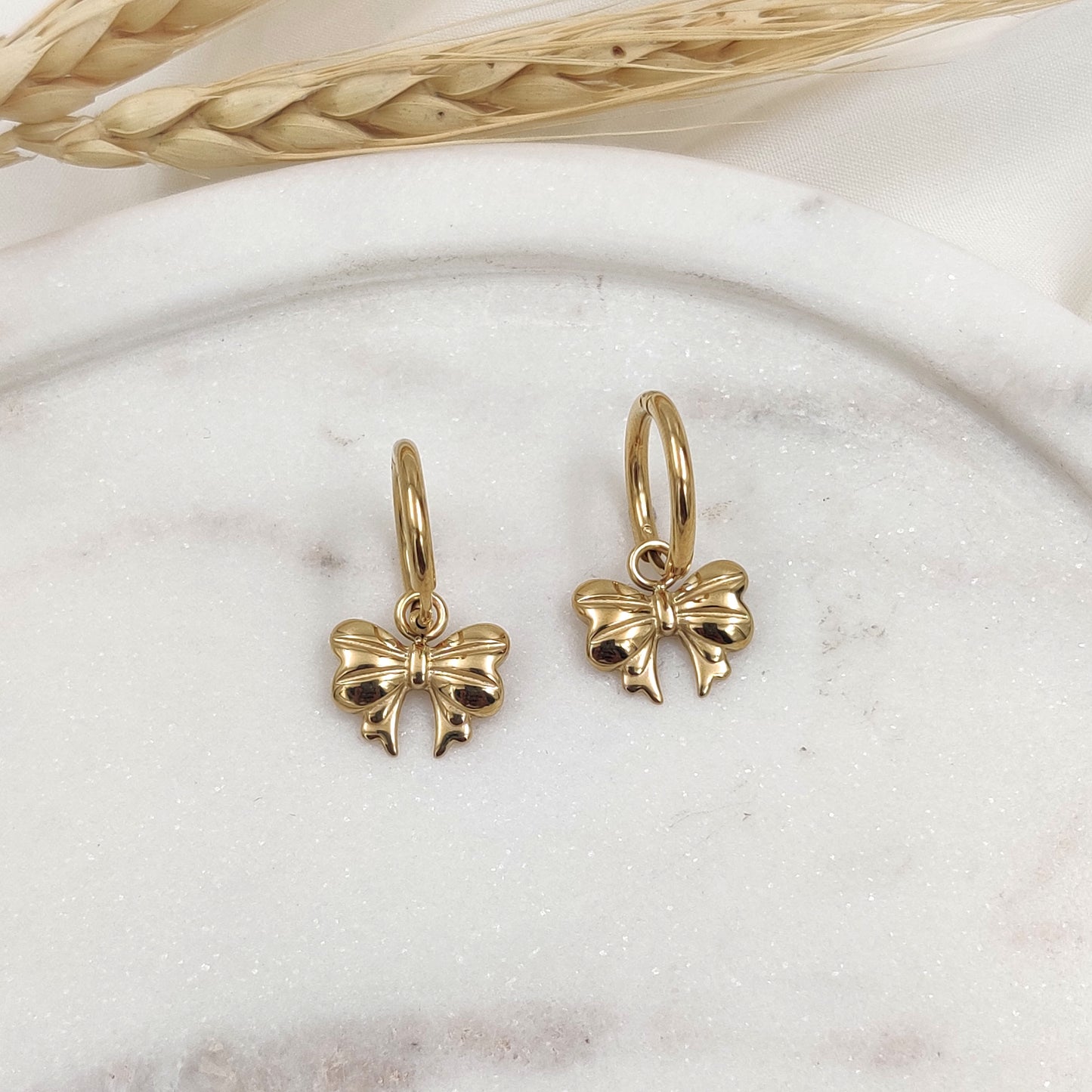 Ashley bow Earrings