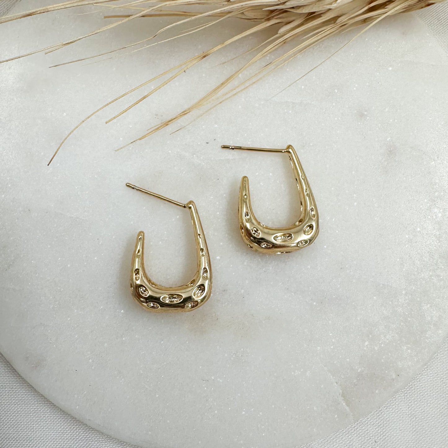 Amani Hoops