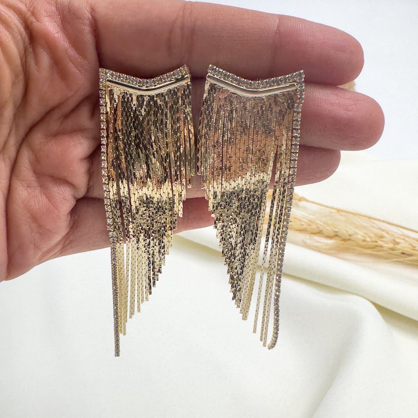 Crystal Mila Earrings (Gold)