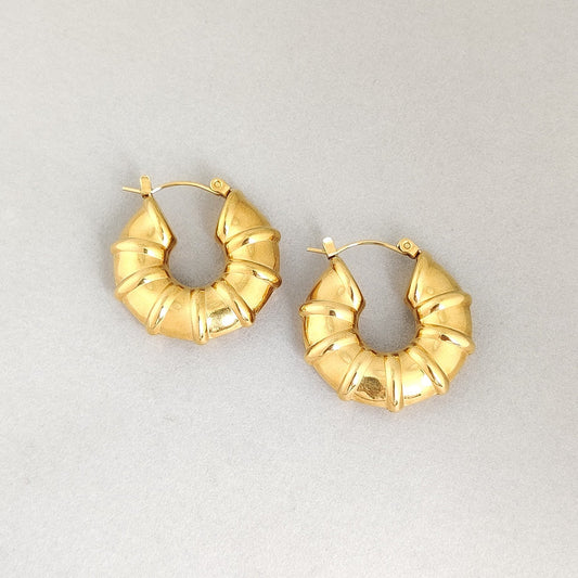 Tracee Hoops