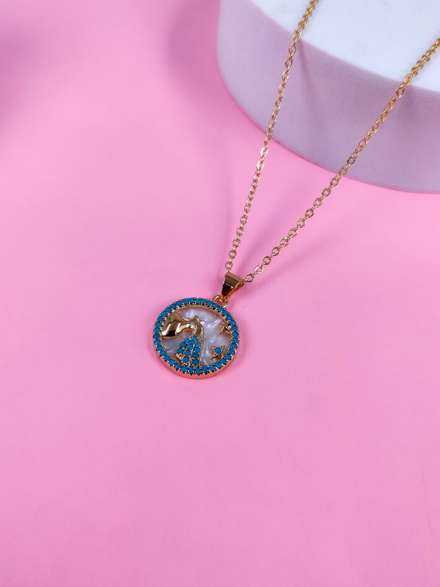 Ellie Zodiac Necklace (Aquarius)