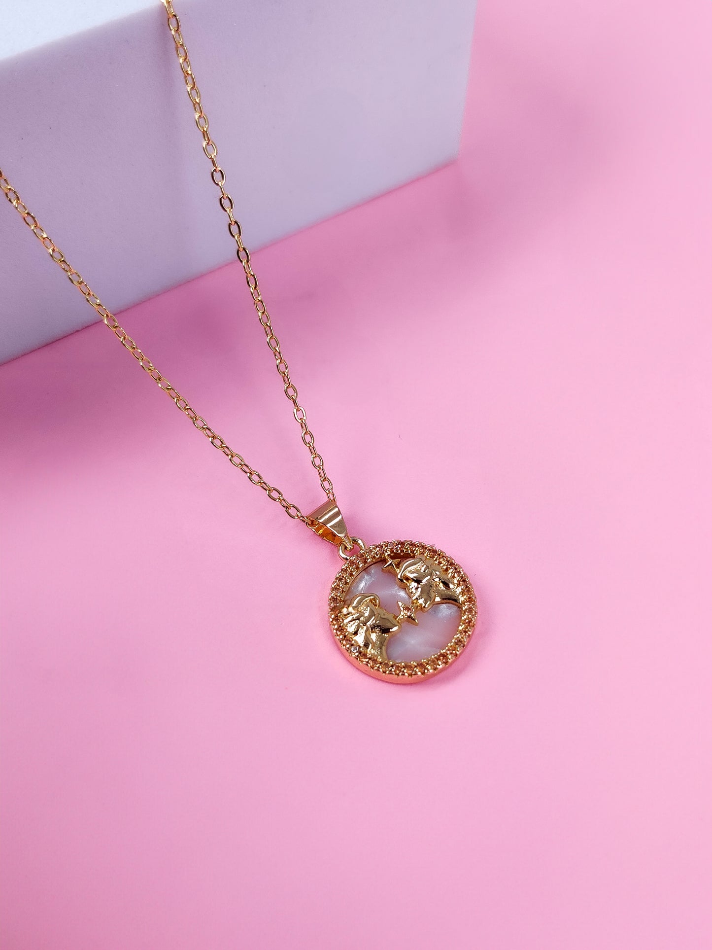 Ellie Zodiac Necklace (Gemini)