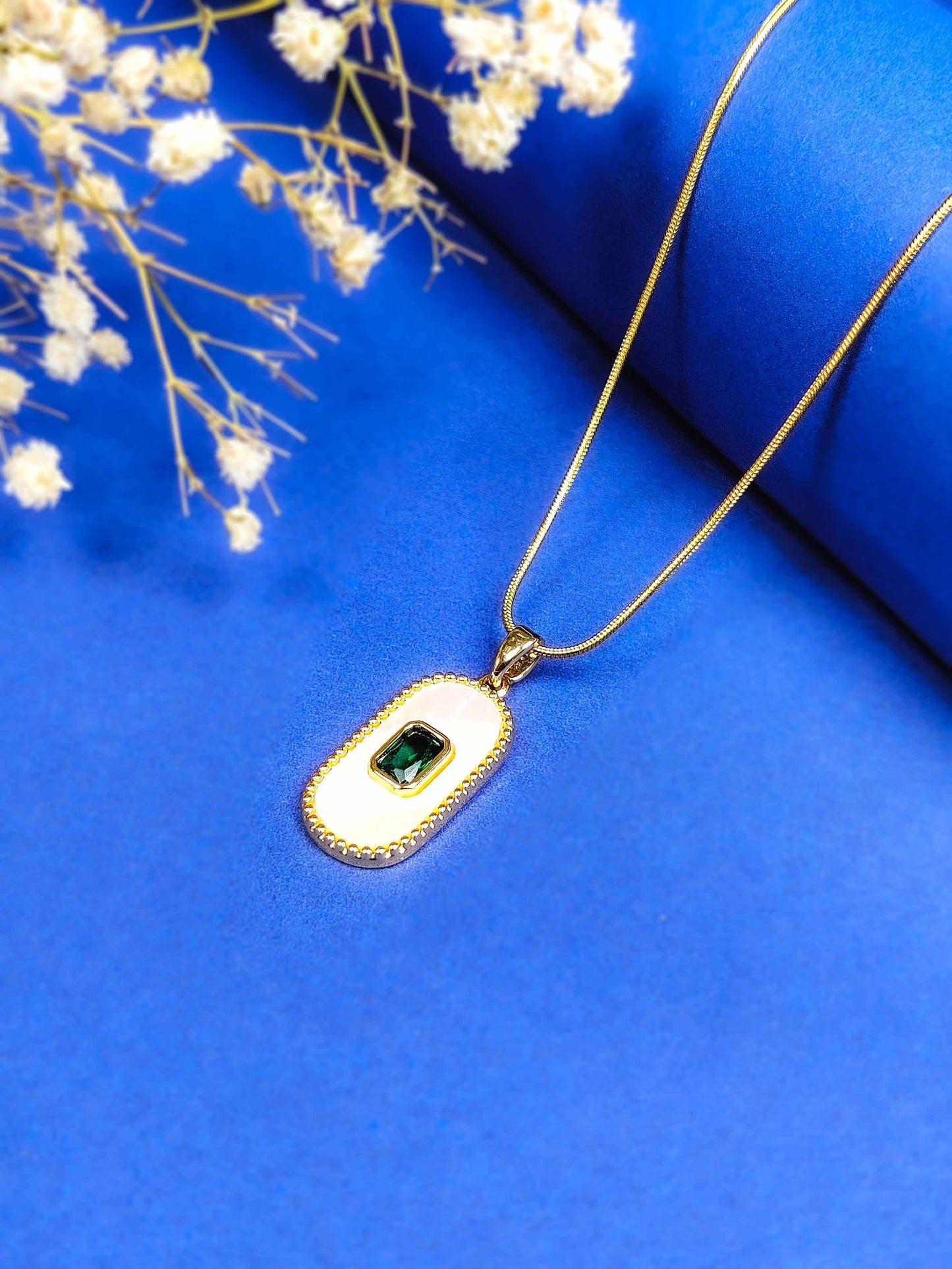 Emerald Laine Necklace