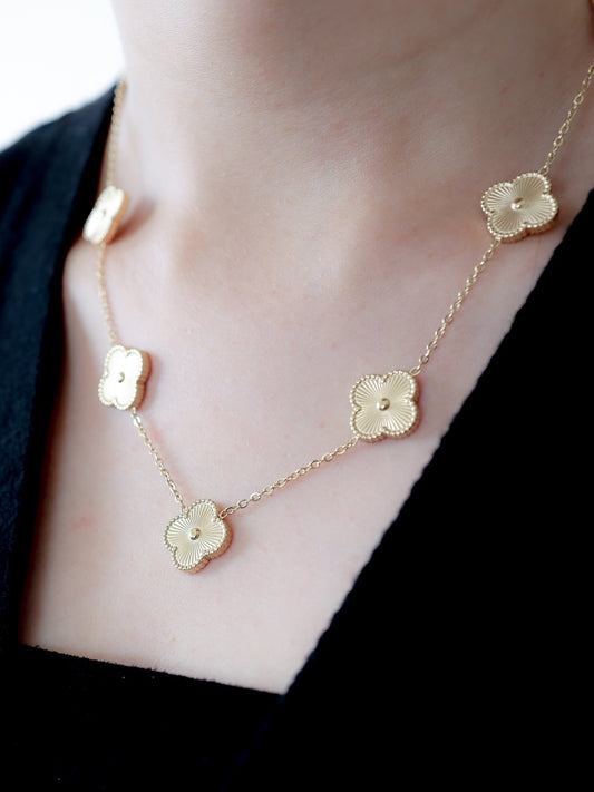 Gloria Clover Necklace