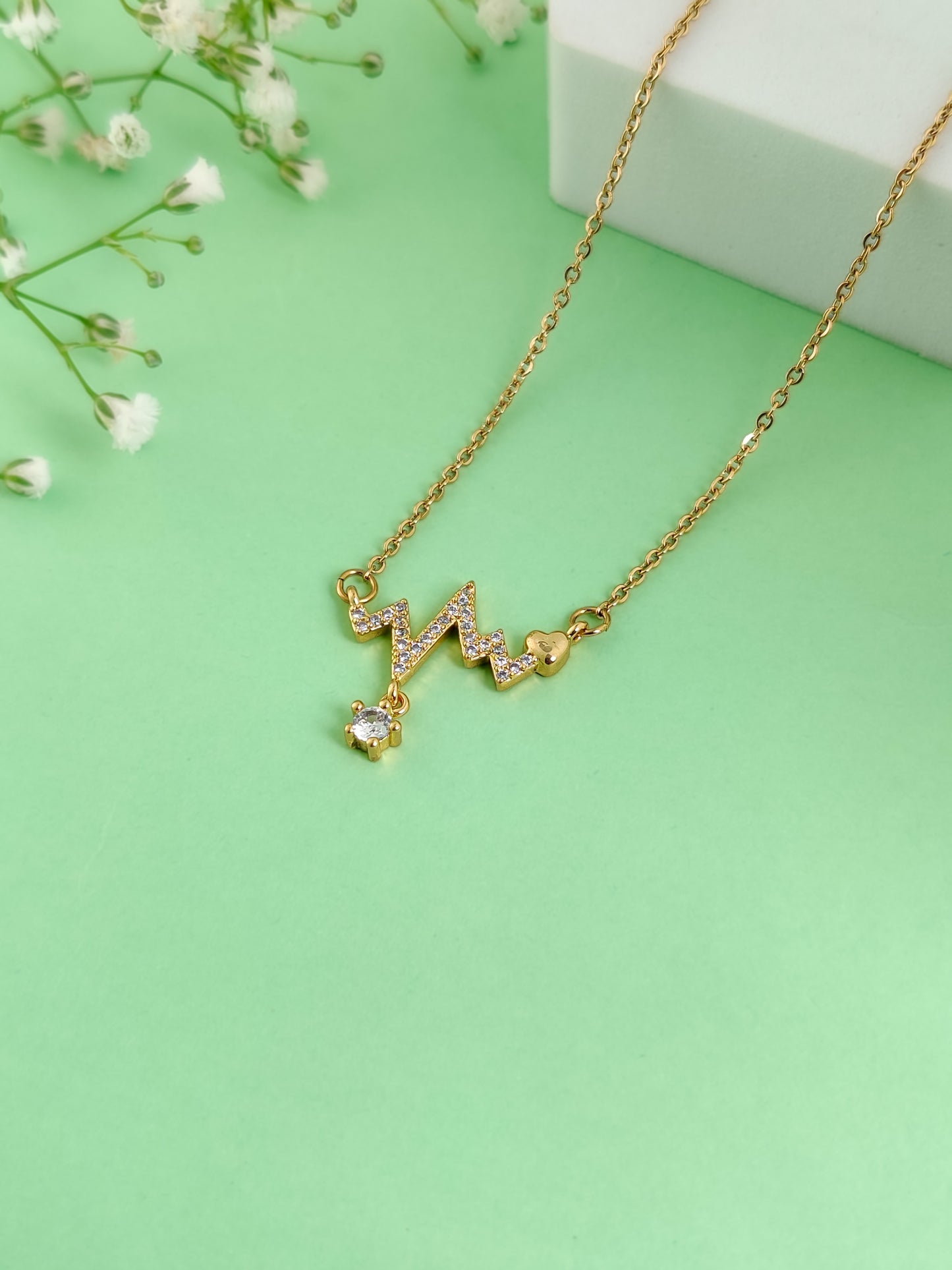 Golden HeartBeat Necklace