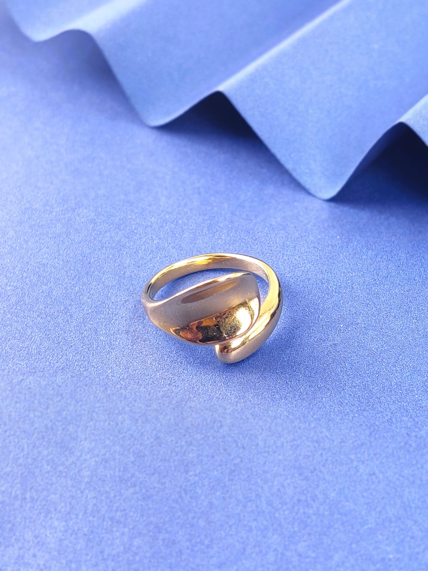 Golden Shine Ring