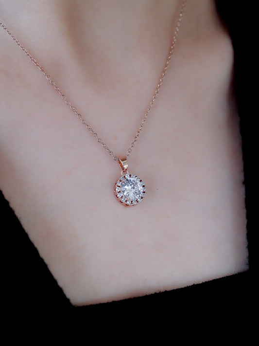 Solitaire Yovanna Necklace