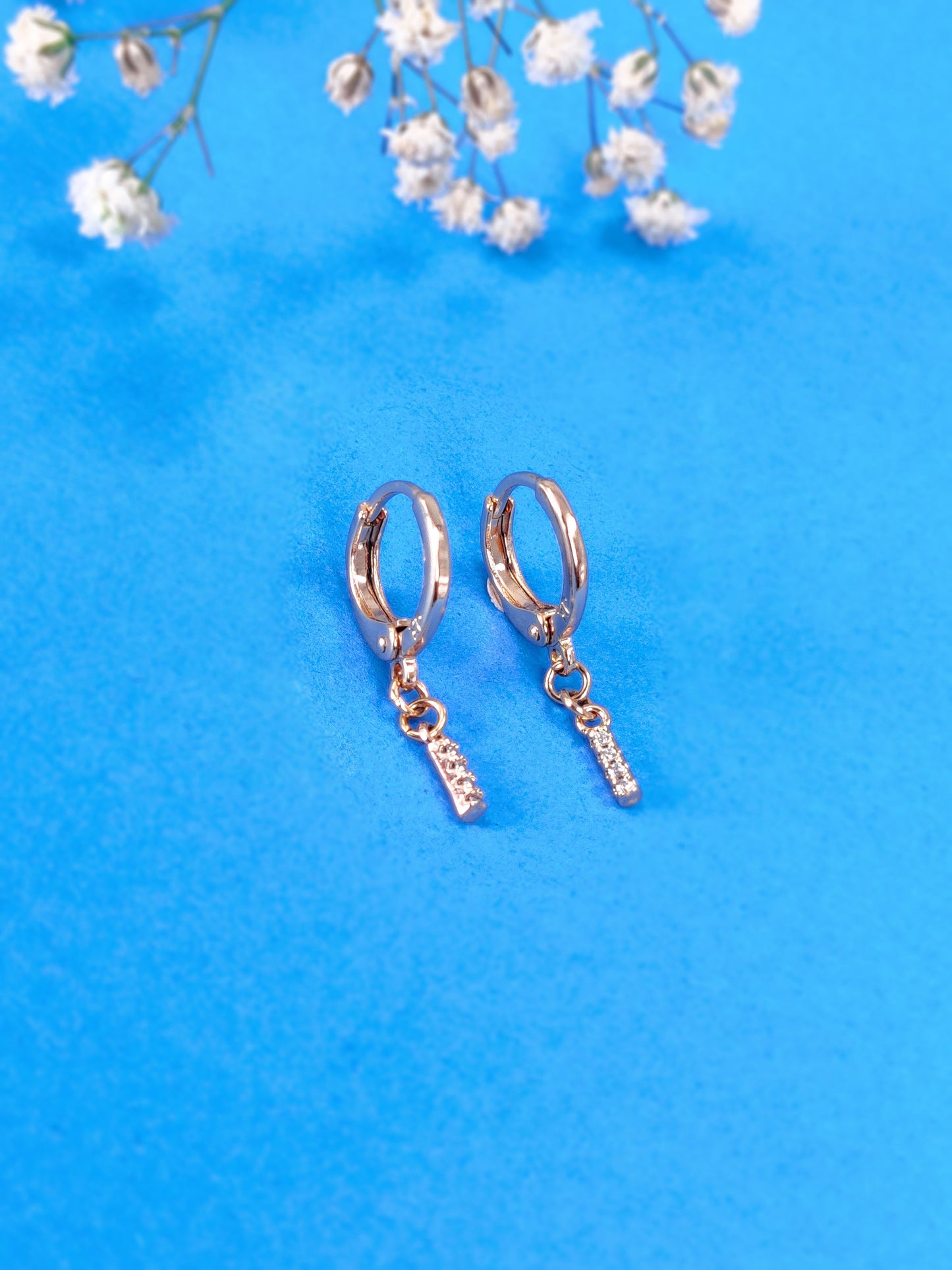 Lume Line Huggie Hoops