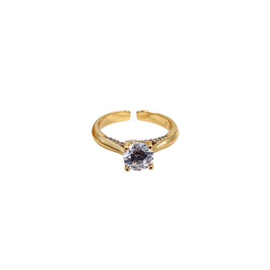Queen Solitaire Ring