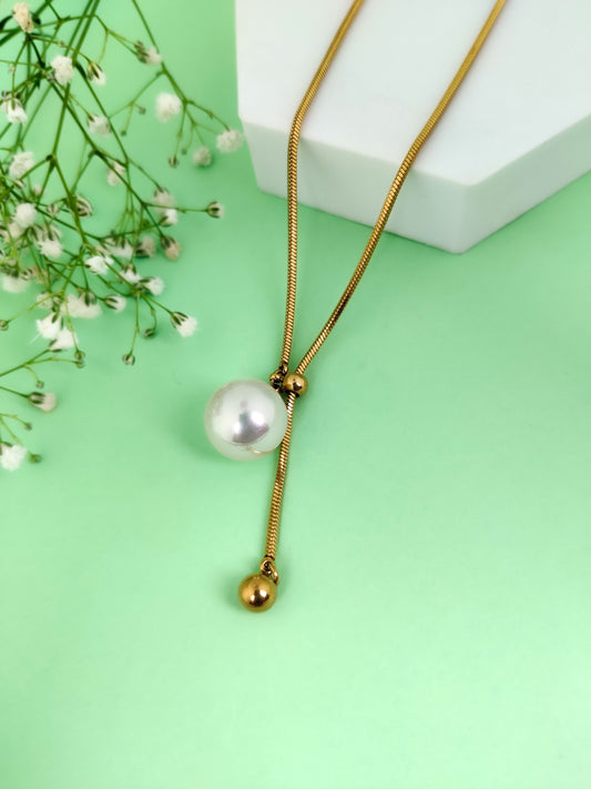 Shawna Pearl Necklace