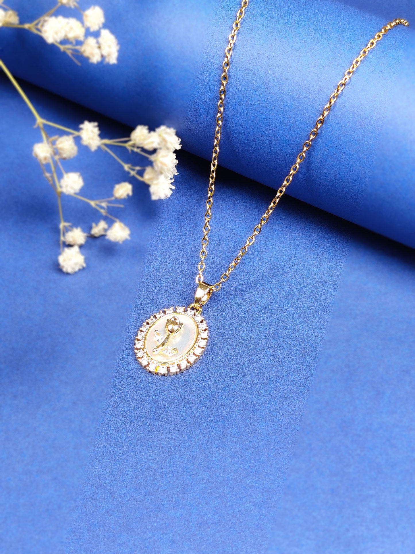 Vintage Rose Necklace