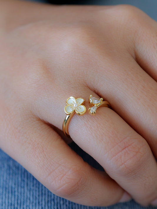 White Flower Ring