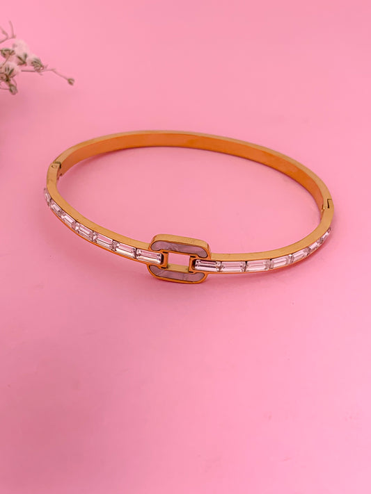 White Shell Square Band