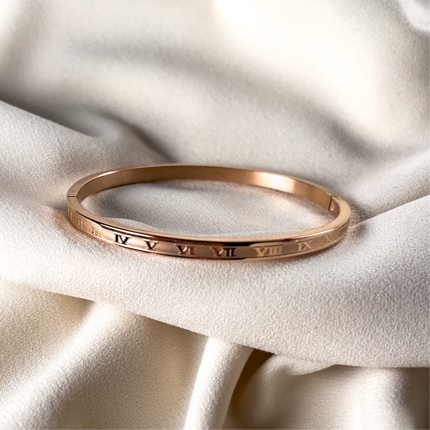 Euro Roman Bracelet Band