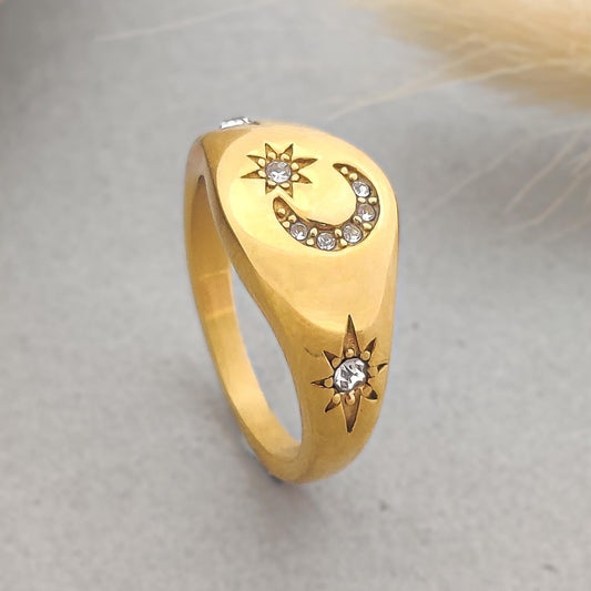 Emmy Moon Ring