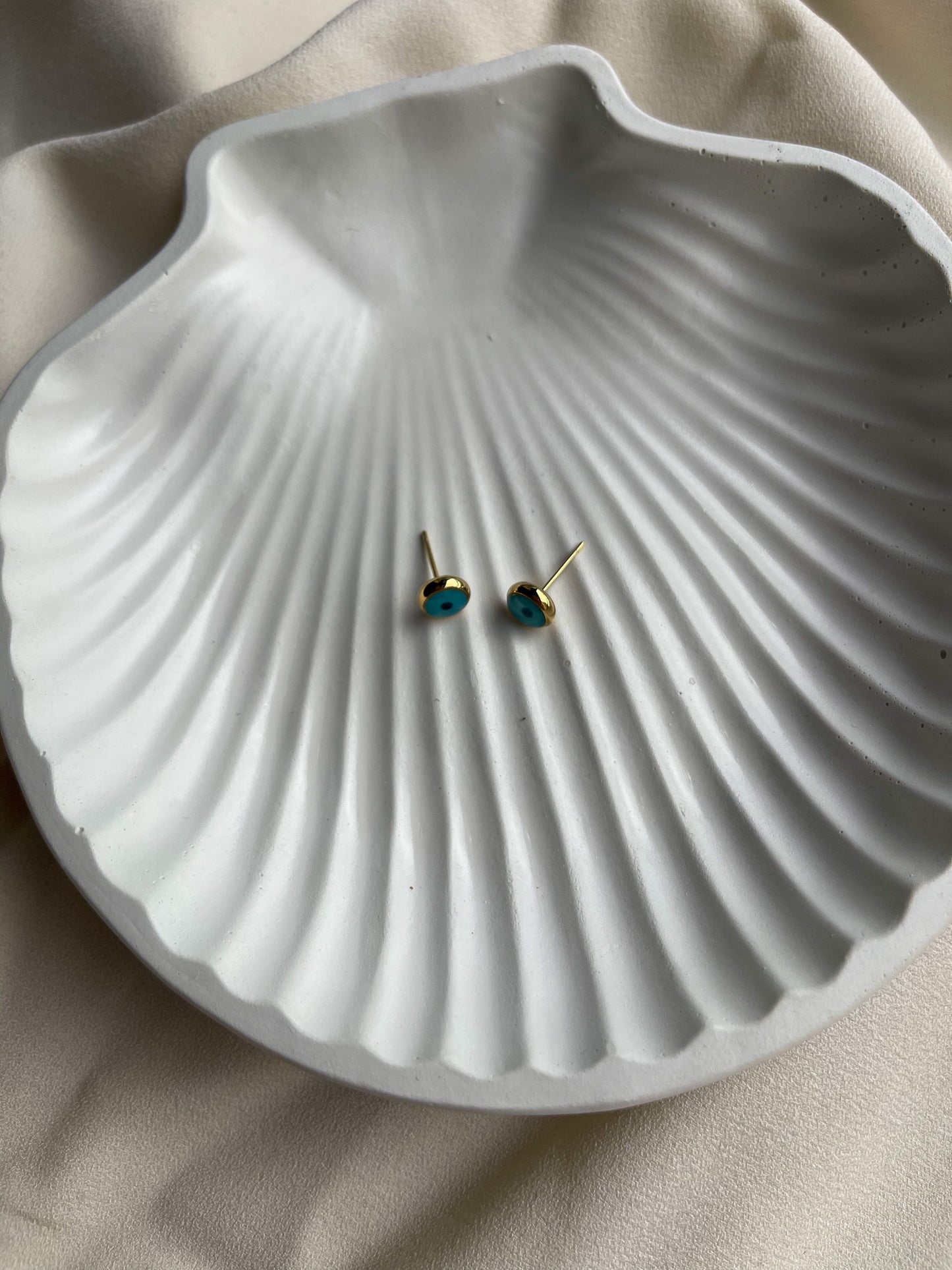 Olivier Evileye Studs