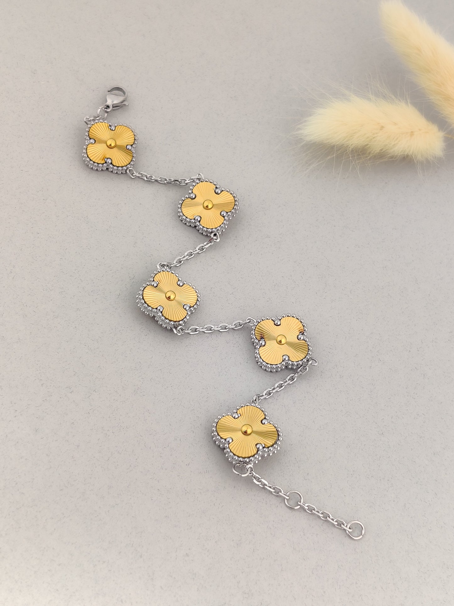Alhambra Clover Bracelet