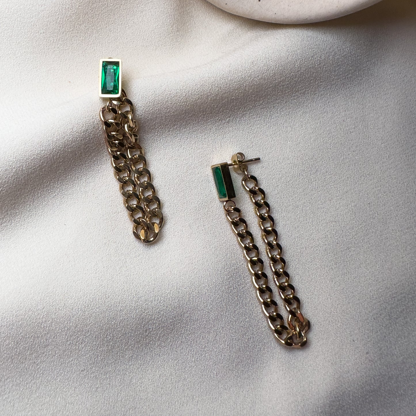 Carla Chain Earrings (Green)