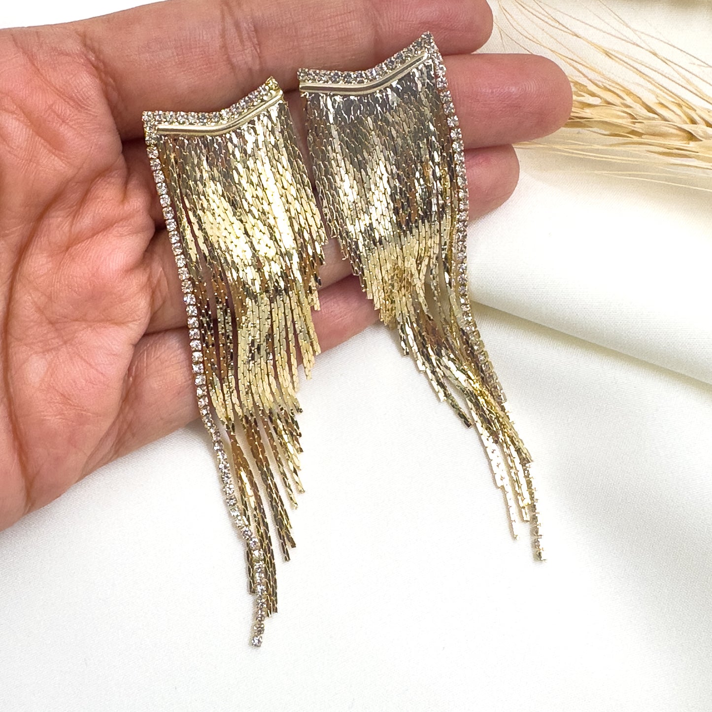 Crystal Mila Earrings (Gold)