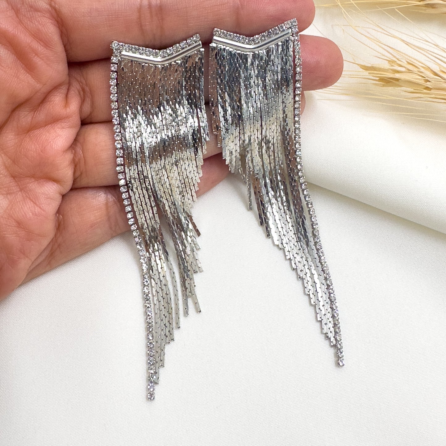 Crystal Mila Earrings (Silver)