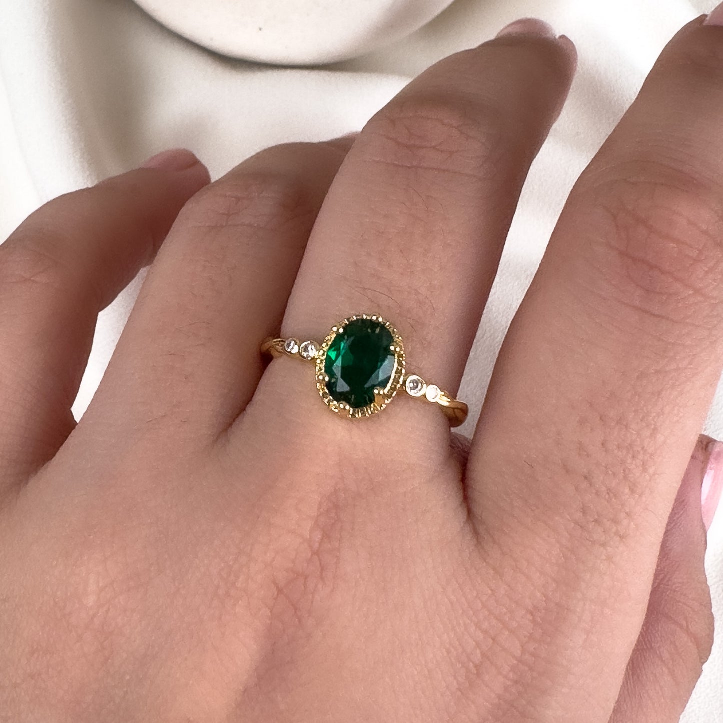 Emerald Amira Ring