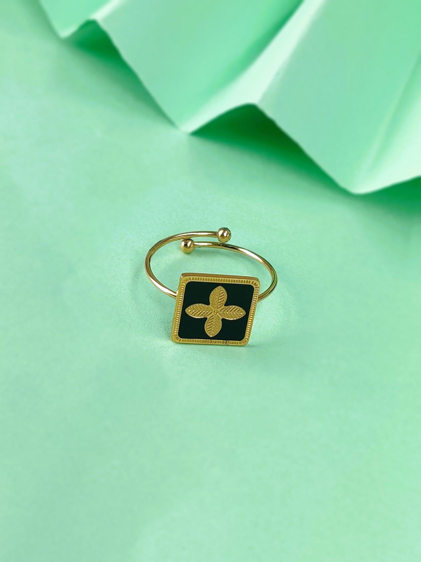 Black Brianna Ring