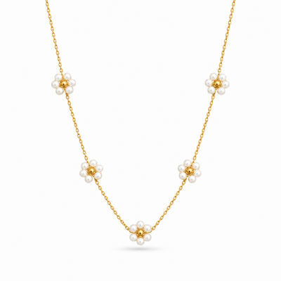 White Daisy Necklace