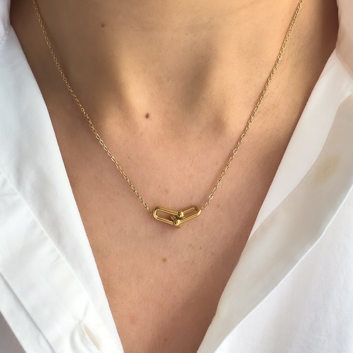 Golden Interlock Necklace