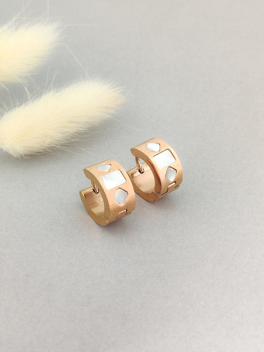 Ivy Huggie Hoops