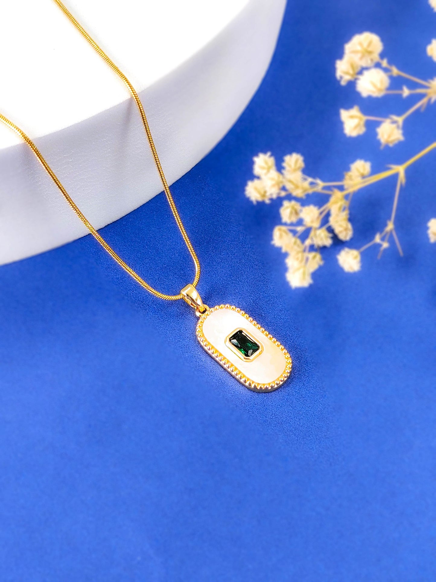 Emerald Laine Necklace