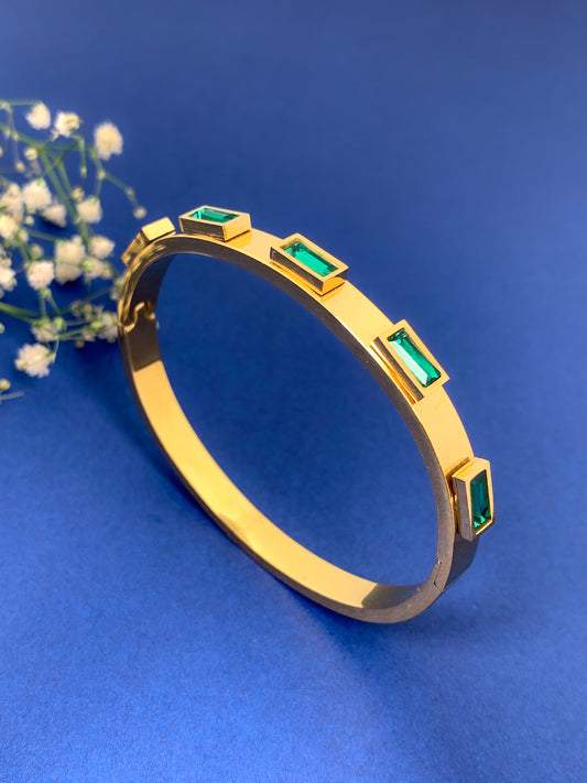 Emerald Olivia Bracelet Band