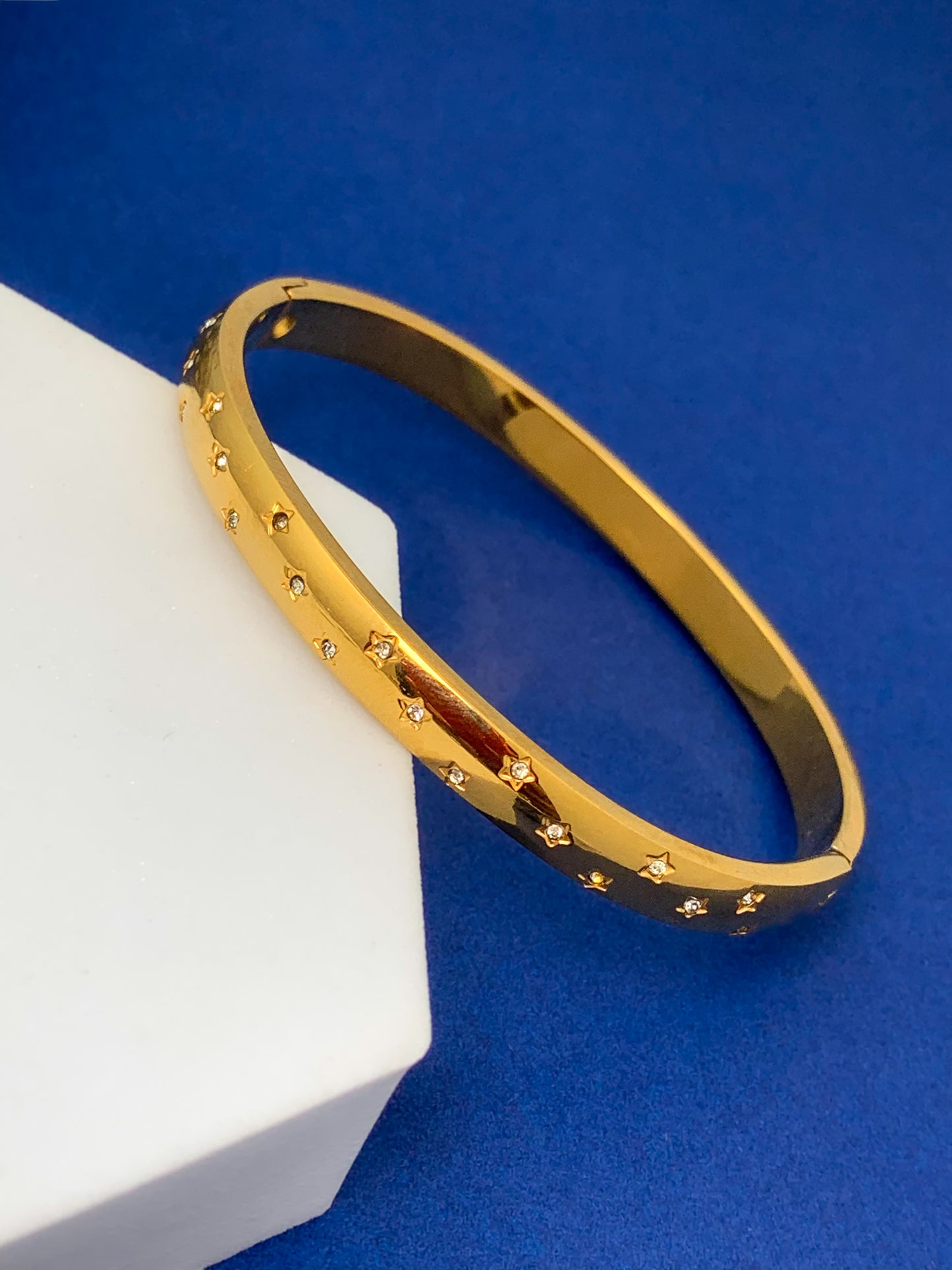 Estella Bracelet Band