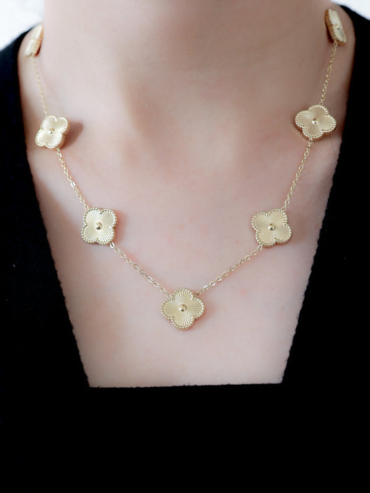 Gloria Clover Necklace