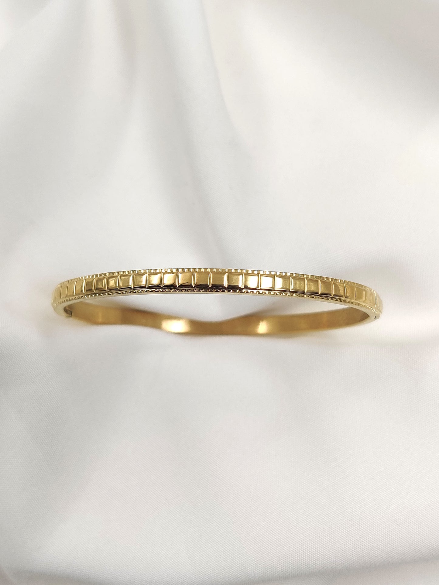 Rosy Glow Band (Gold)