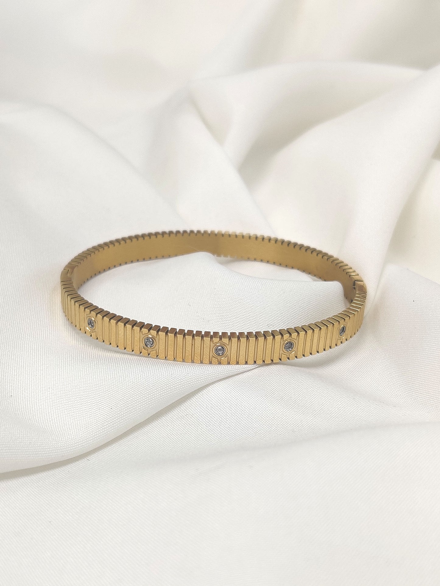 Lux Atelier Bracelet Band (Gold)