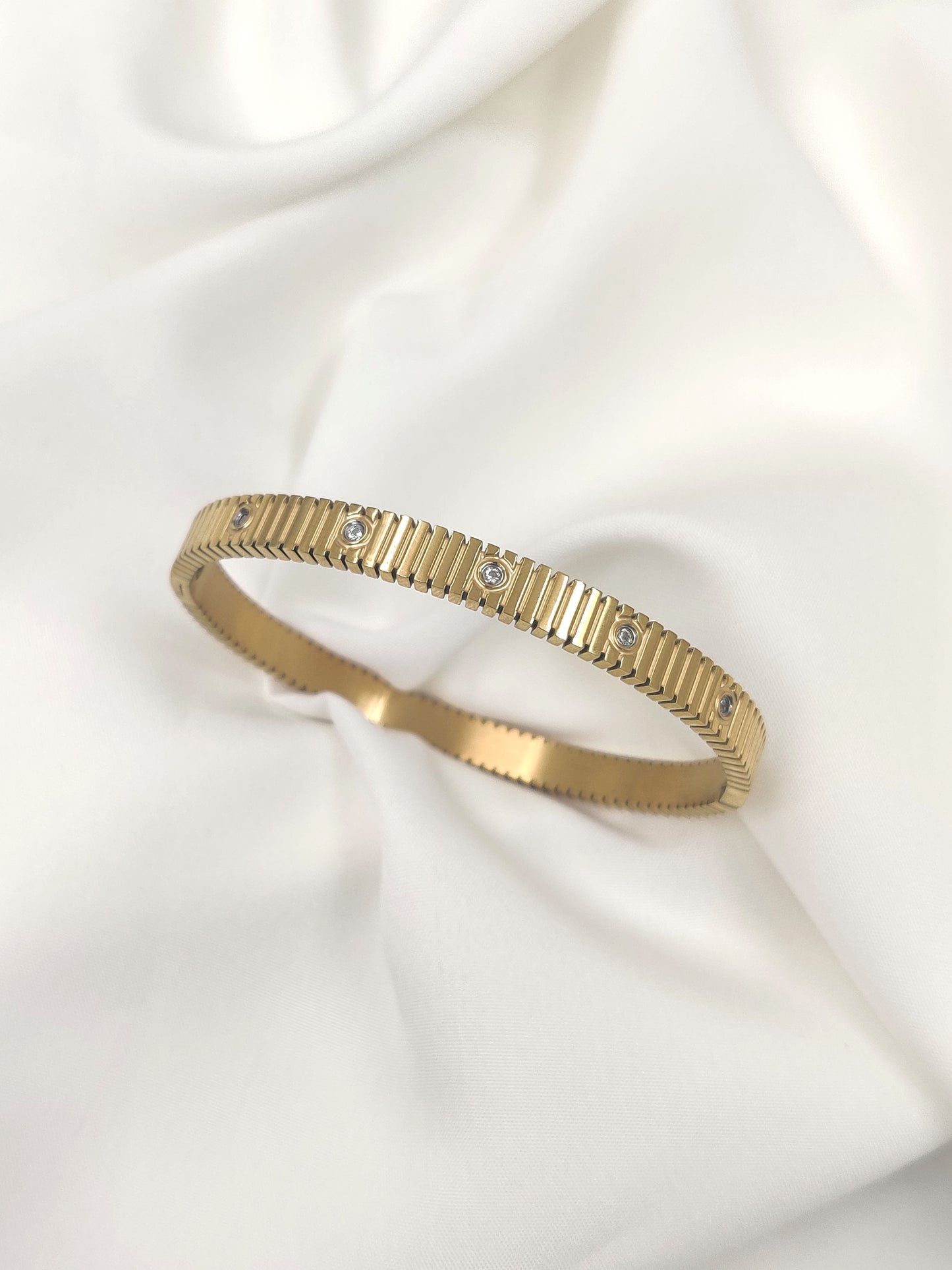 Lux Atelier Bracelet Band (Gold)