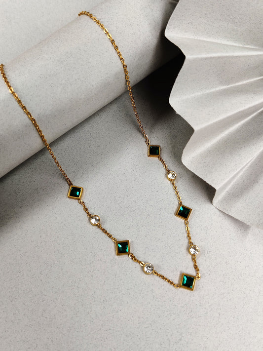 Green Mirage  Necklace