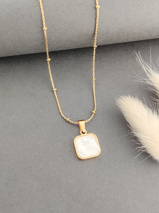Linea Luxe Necklace (White)