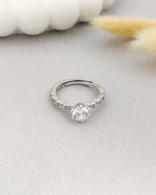 Solitaire Serpent Ring