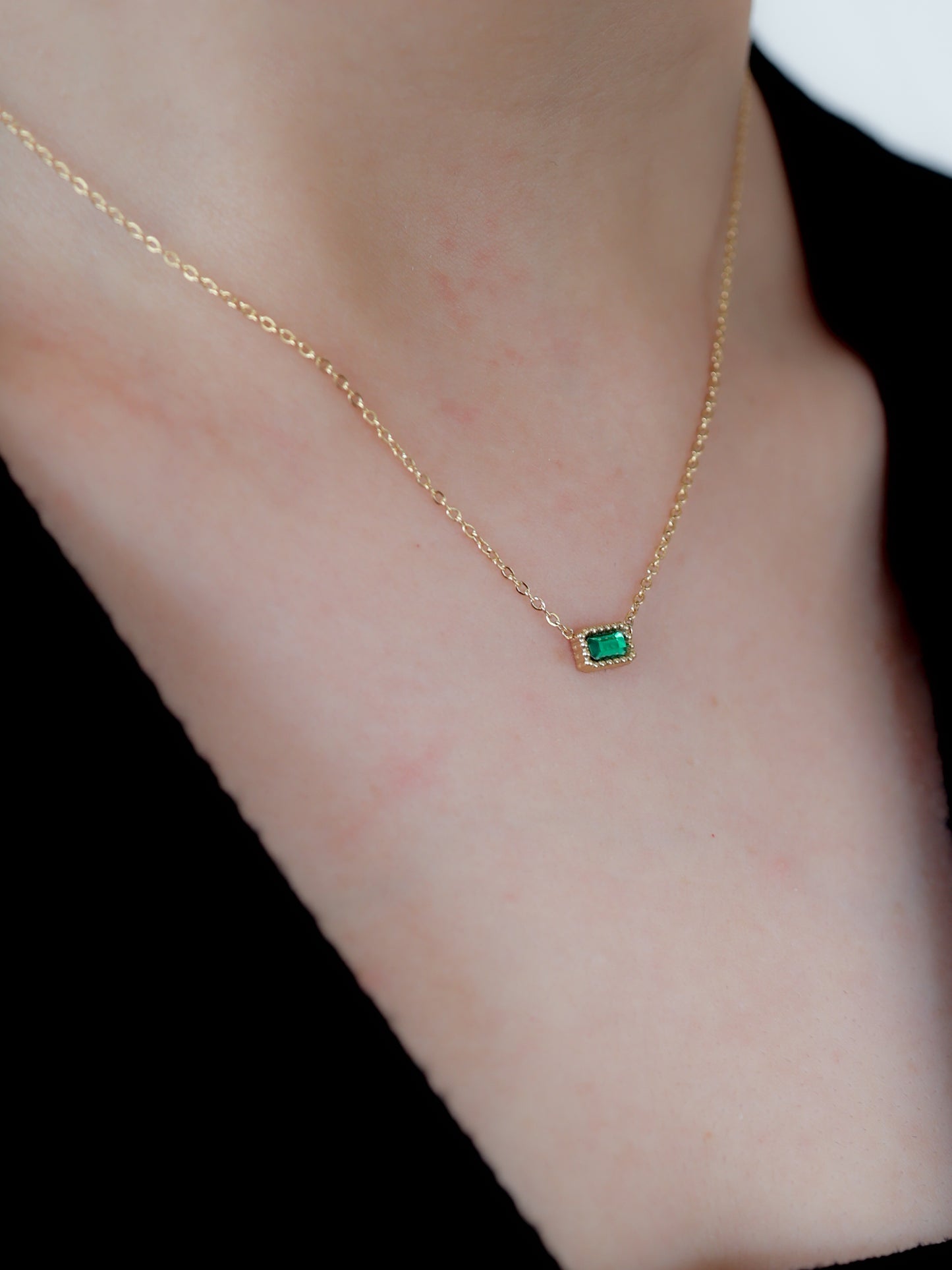 Elegance Emerald Necklace