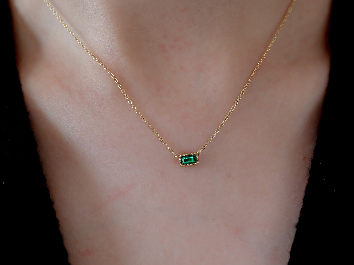Elegance Emerald Necklace