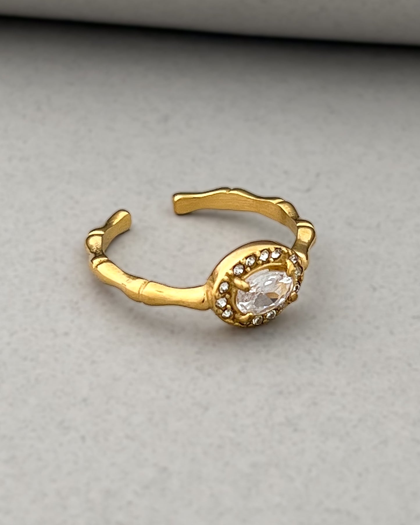 Ziva Spark Ring