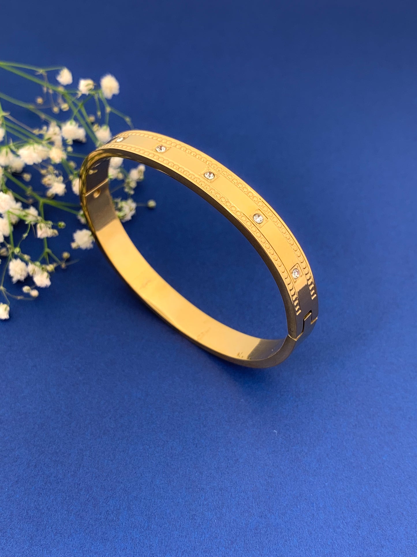 Shelby Bracelet Band(Gold)